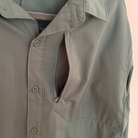 Patagonia sz M Long-Sleeved Skiddore Shirt Sage Green Casual Shirt like new - Picture 5 of 8